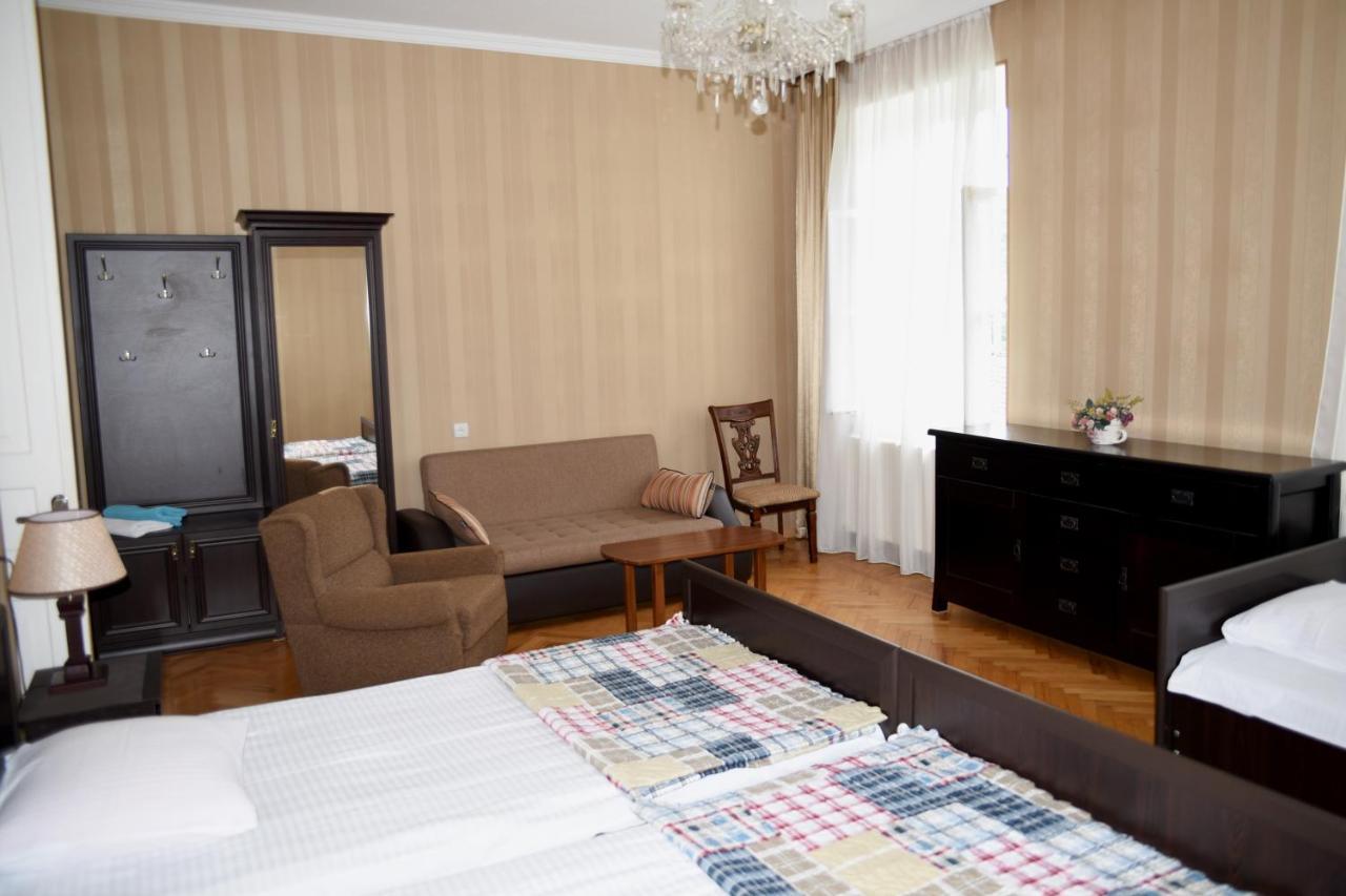 Tinikos Guest House 텔라비 외부 사진