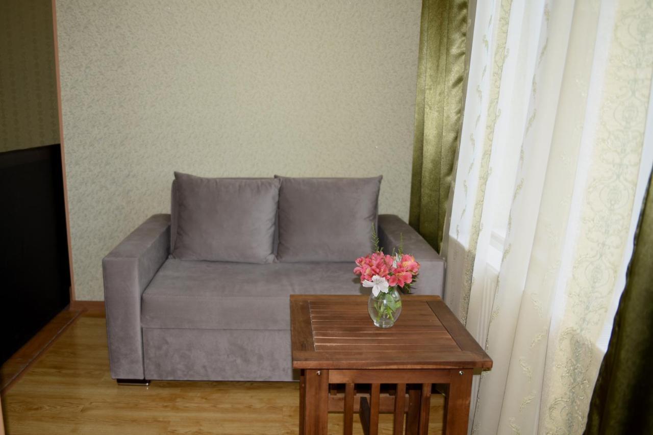 Tinikos Guest House 텔라비 외부 사진