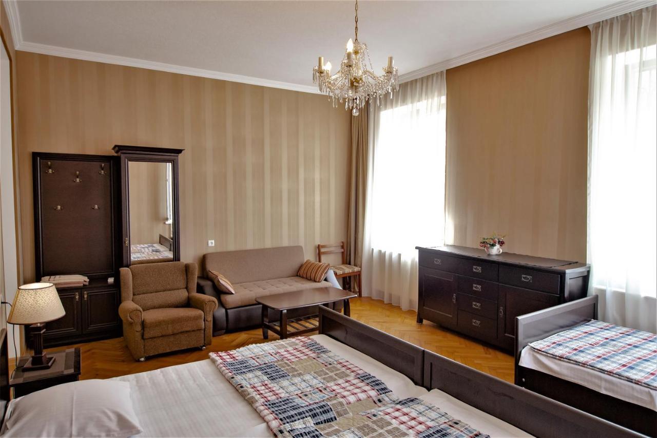 Tinikos Guest House 텔라비 외부 사진